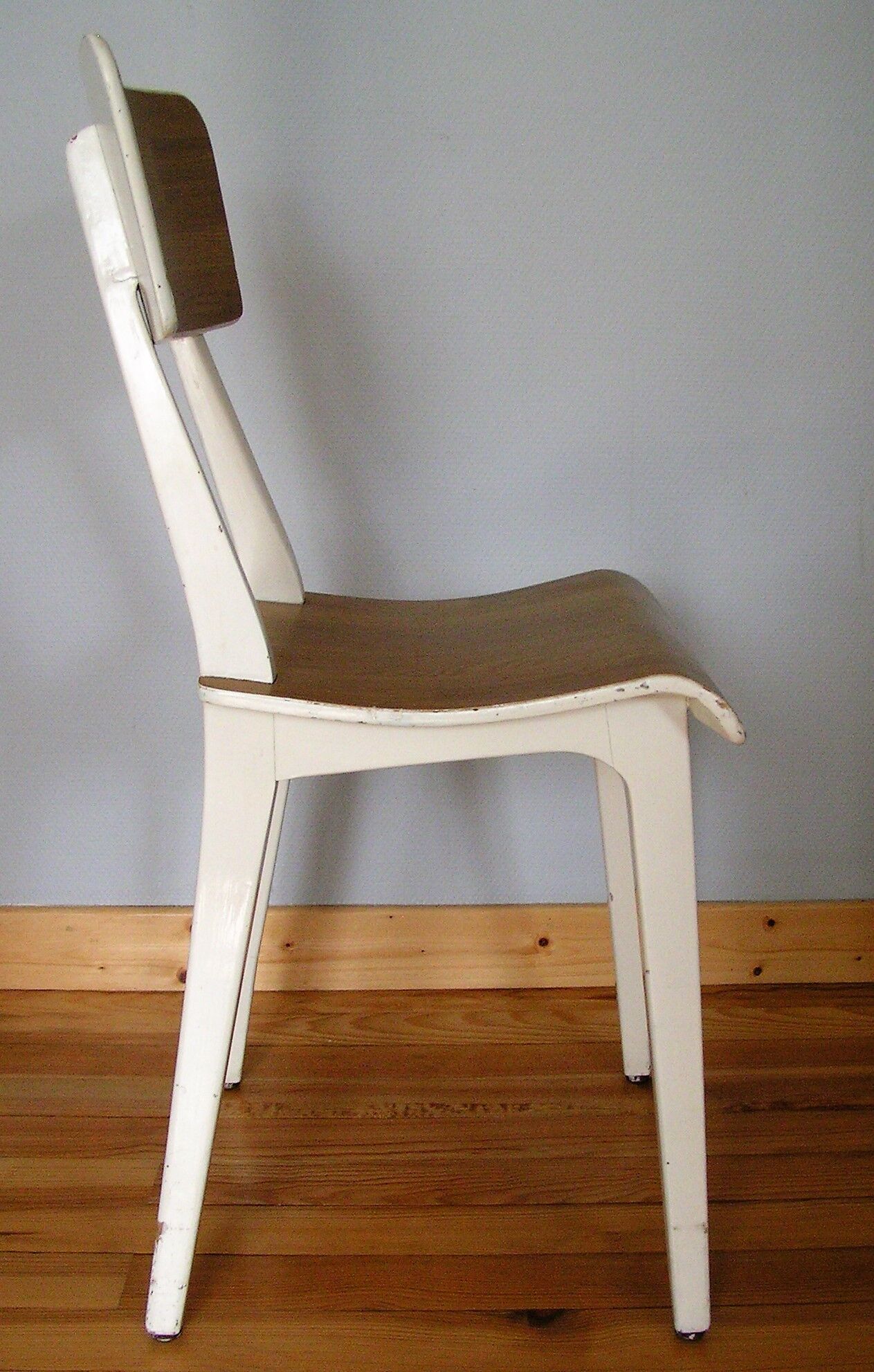 Chaises en bois années 60