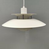 PH 5 hanging lamp designed by the world-famous Poul Henningsen.