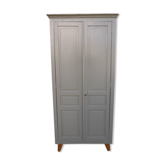 Armoire parisienne