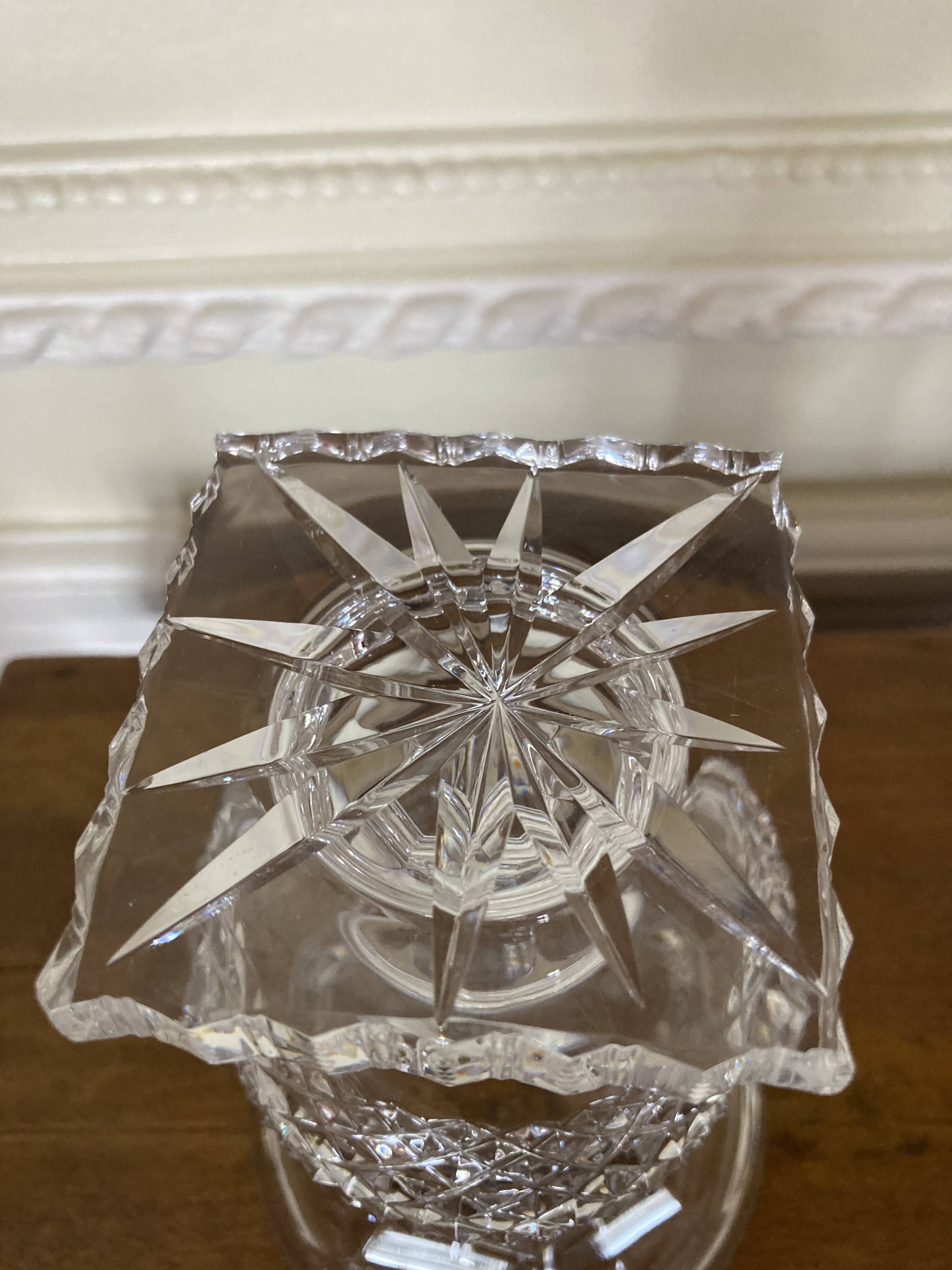 Medici vase in cut crystal, Versailles model