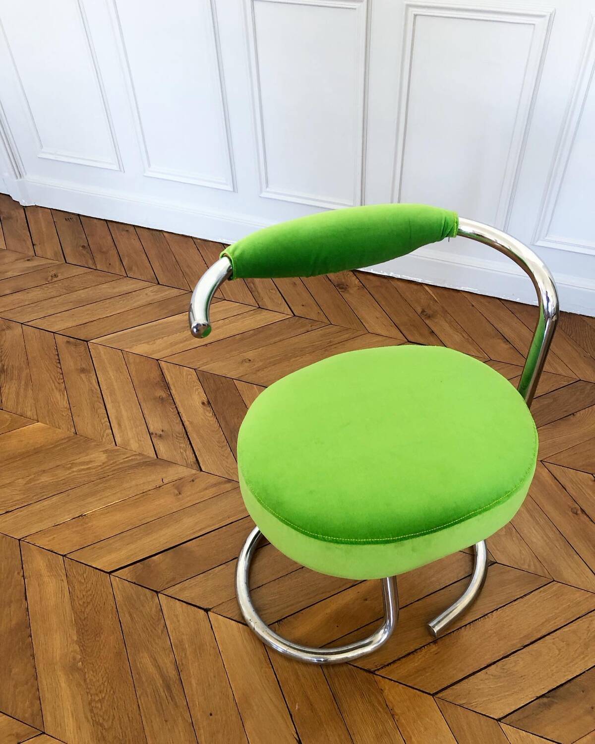 Italian Cobra chair, design Giotto Stoppino 1970