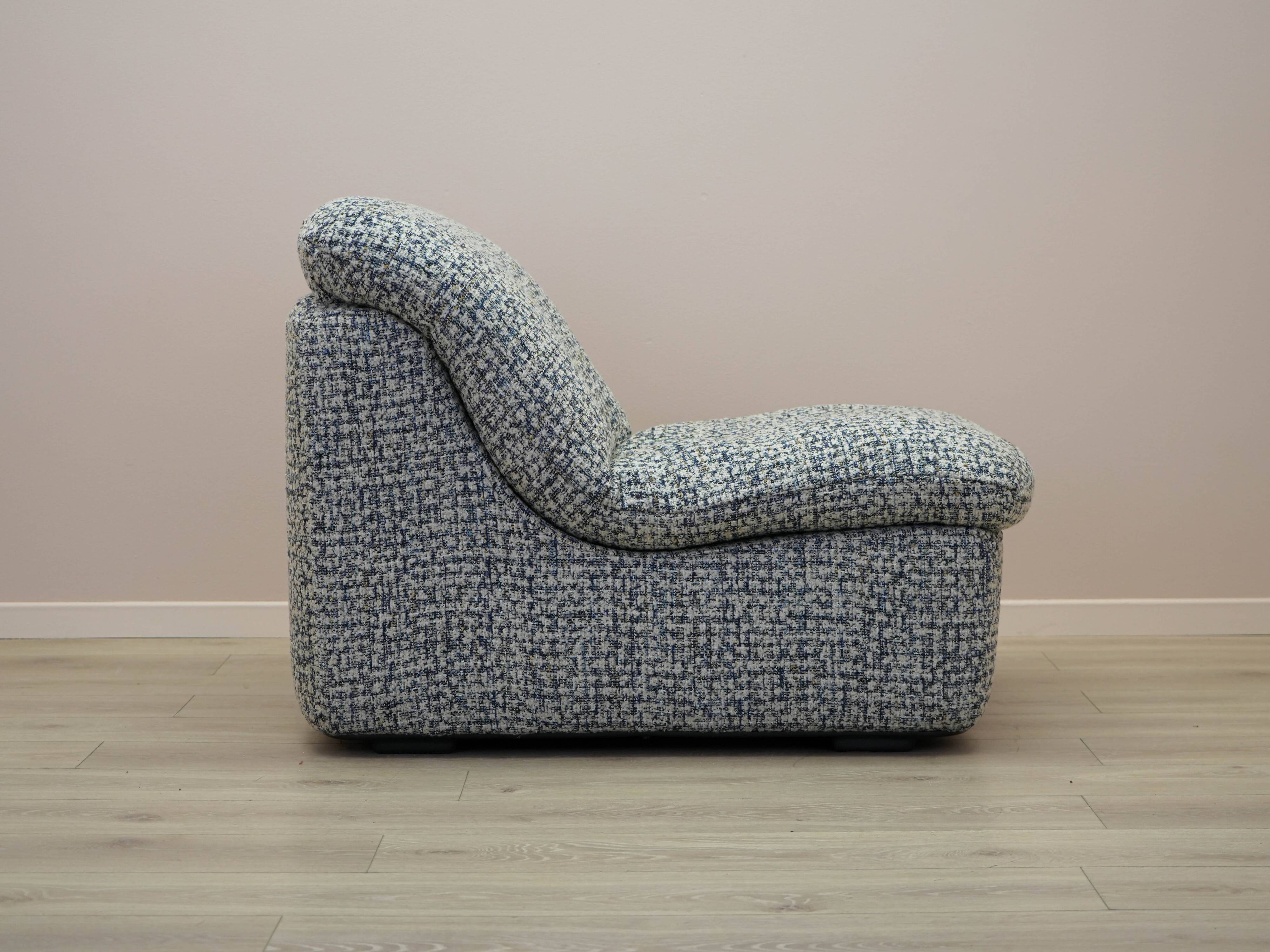 Fauteuil, design italien, années 1970, fabriqué en Italie