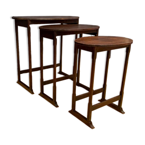 Ensemble de trois tables Art Nouveau
