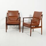 Pair of "Ark" armchairs by Arne Vodder