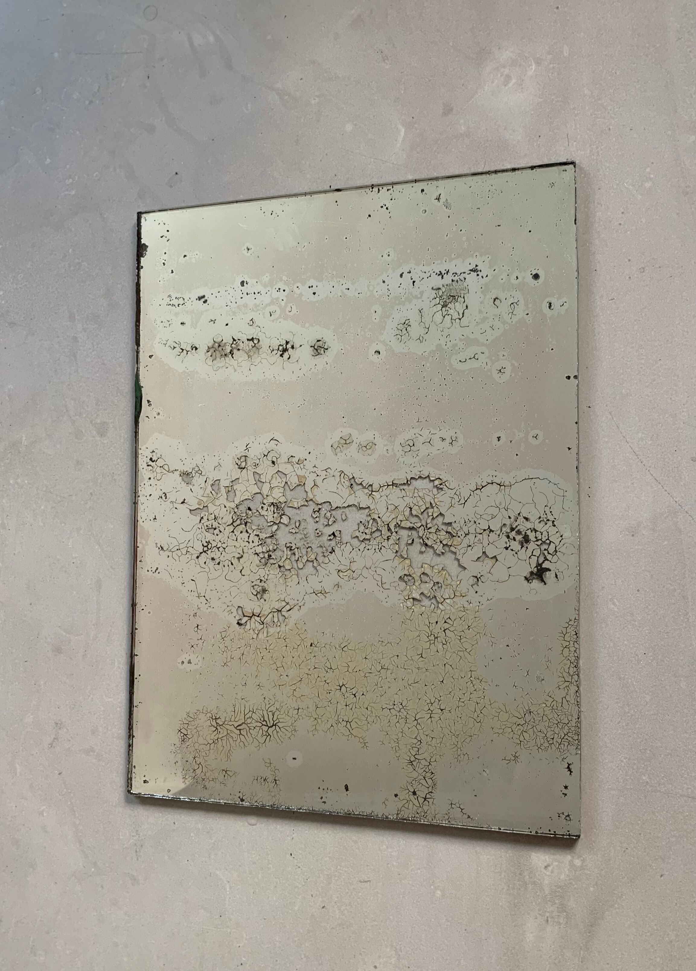 Miroir piqué ancien 48x36cm