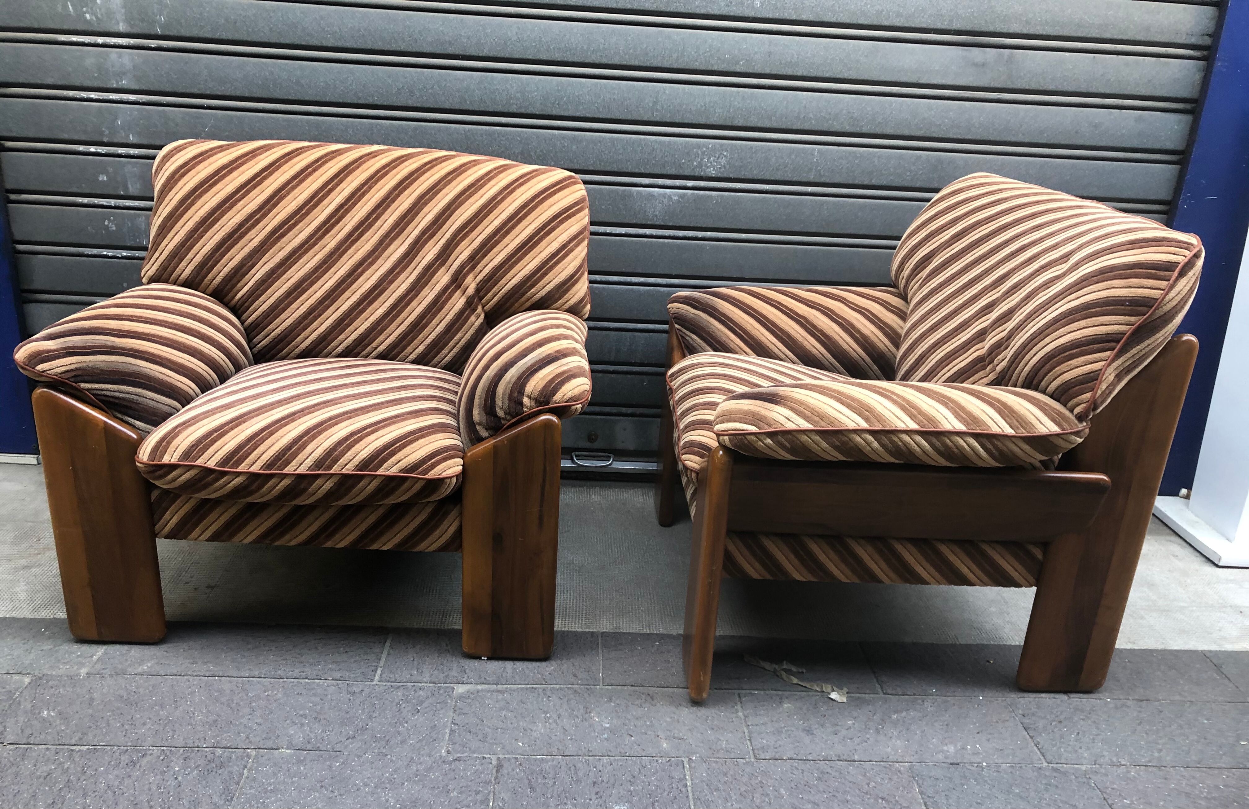 Pair of Sapporo armchairs for 1970s 1970s Mobile Girgi