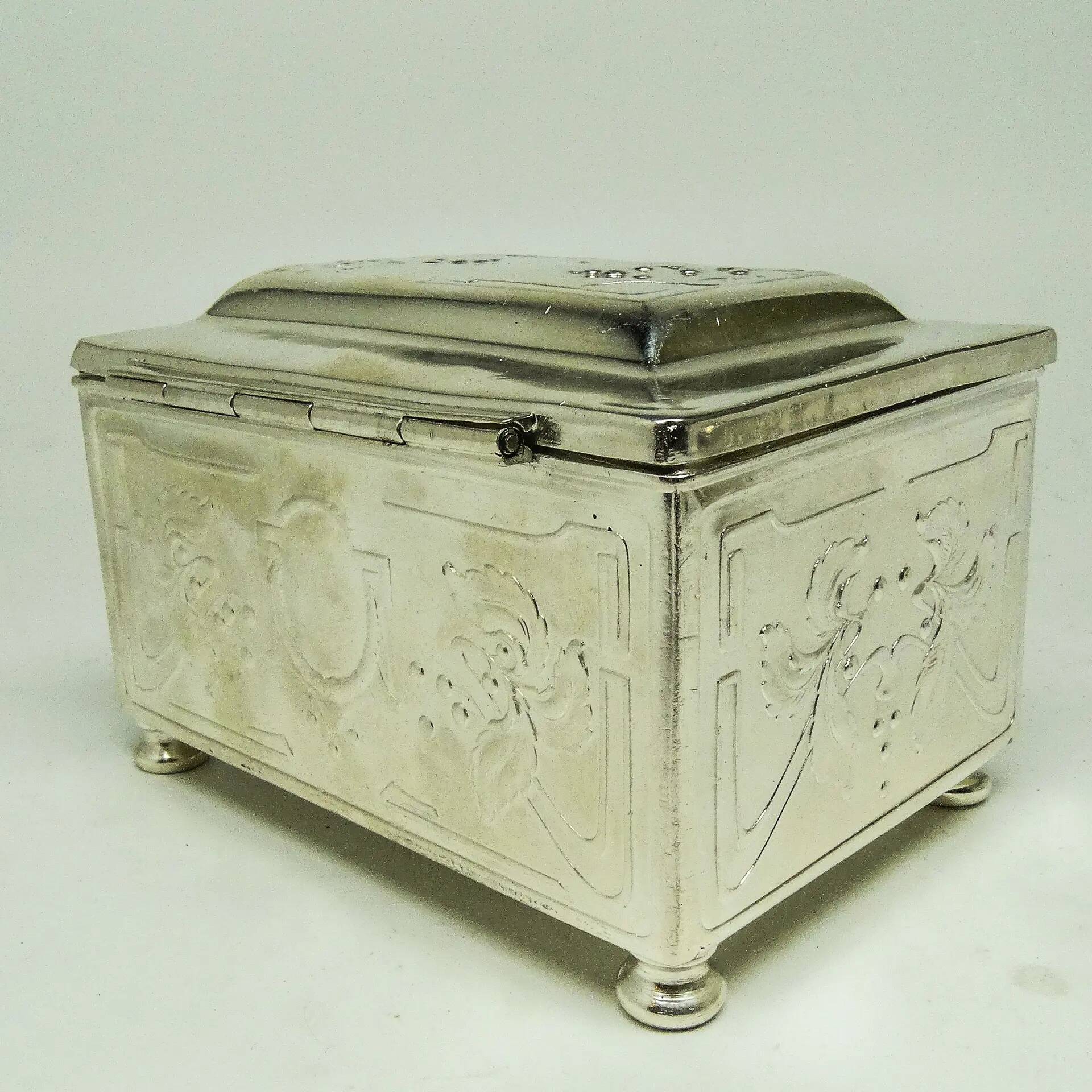 Sugar bowl, Art Nouveau, silver-plated brass, Poland, early 20th century