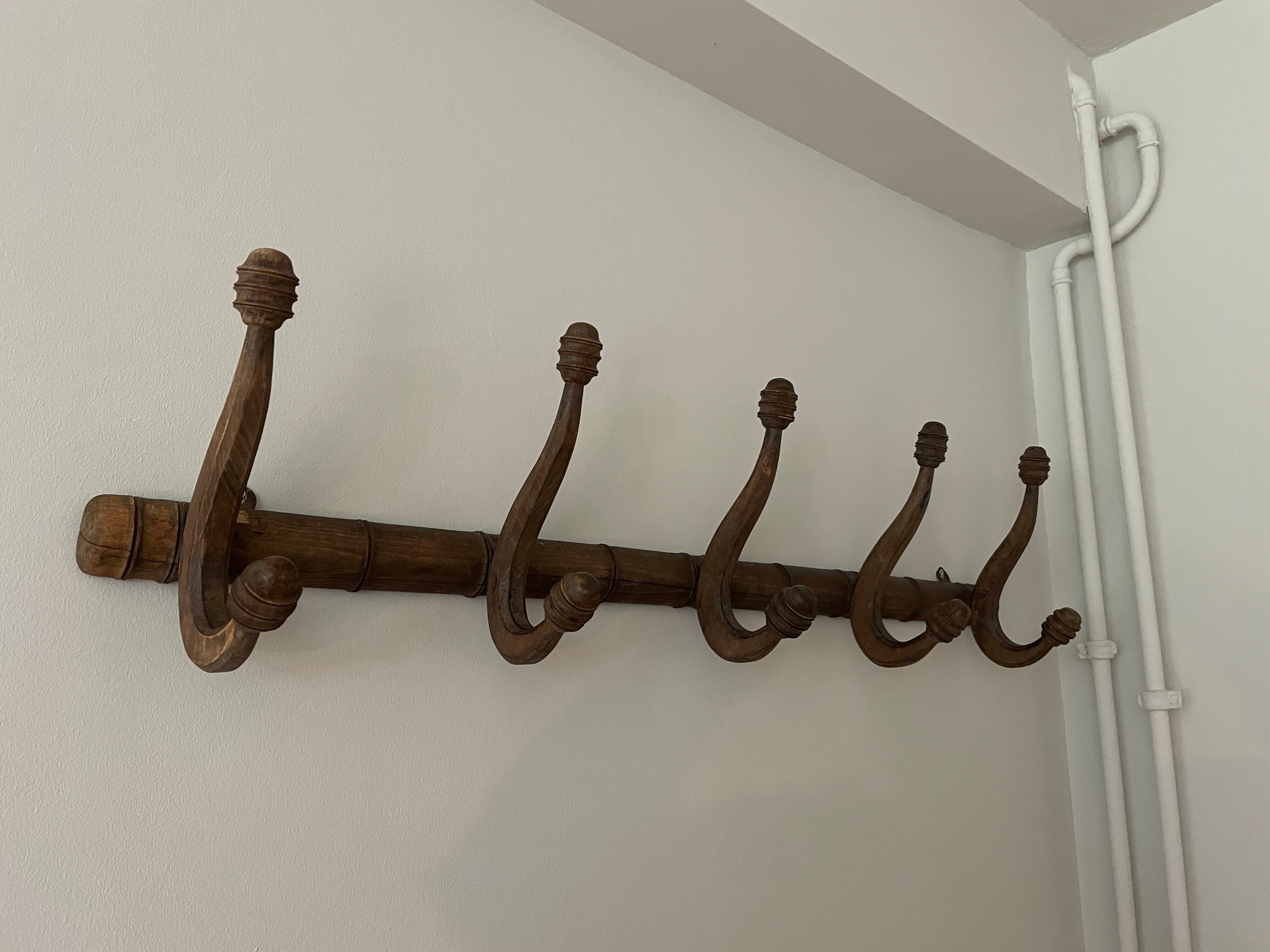 Coat rack