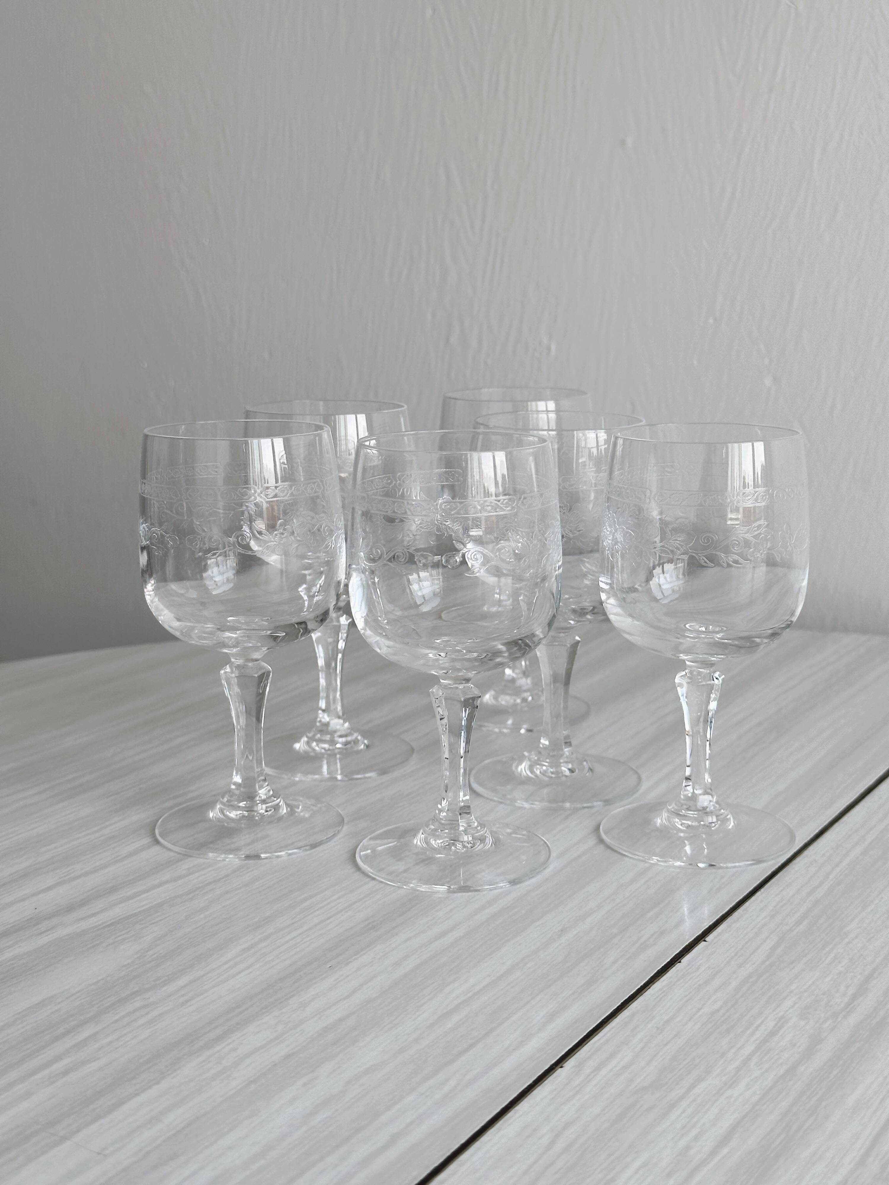 Set of 6 chiseled crystal digestive glasses
