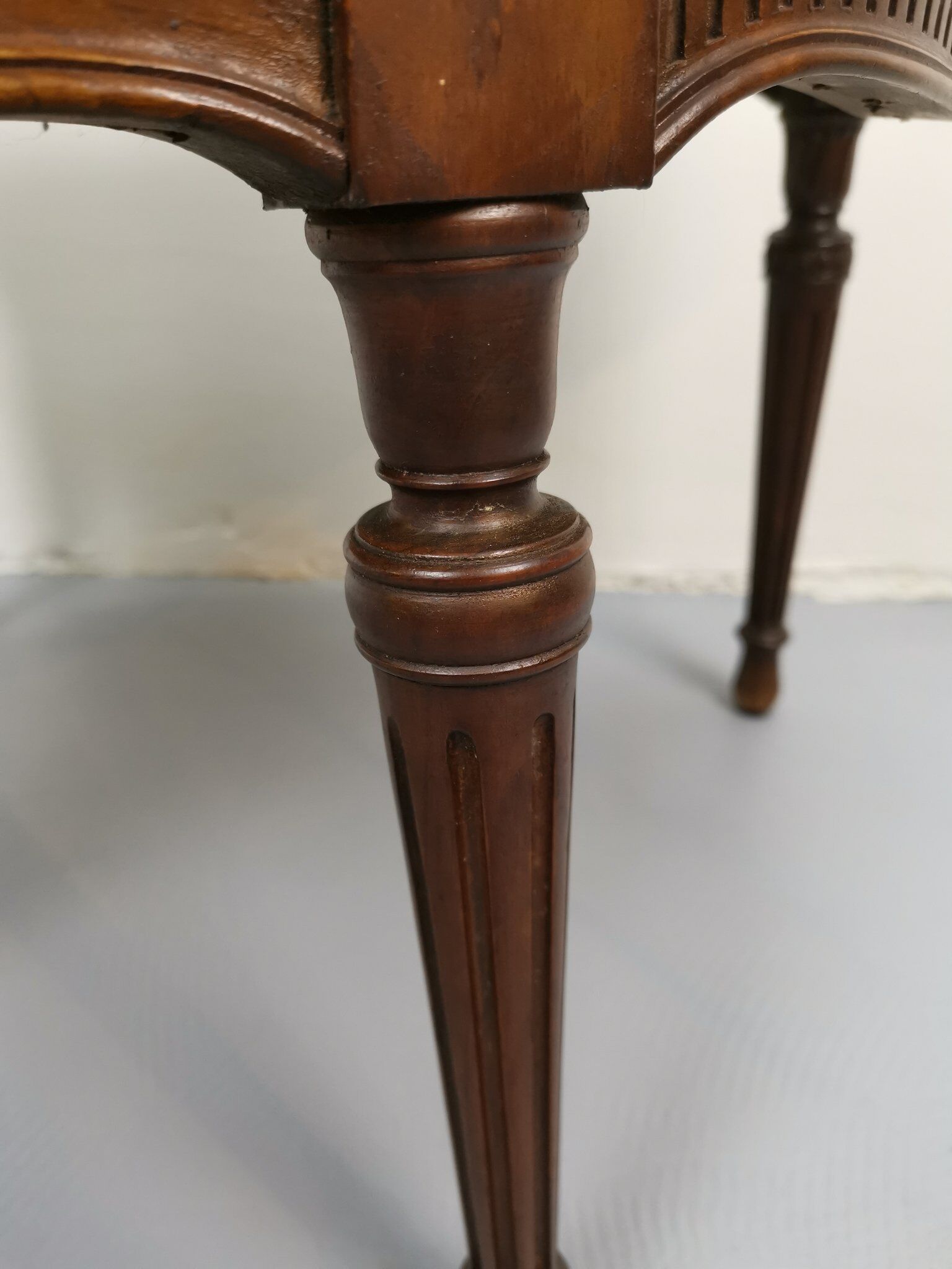 George III Mahogany armchair attributed to William and John Linnell circa 1775