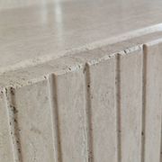 Table basse en travertin