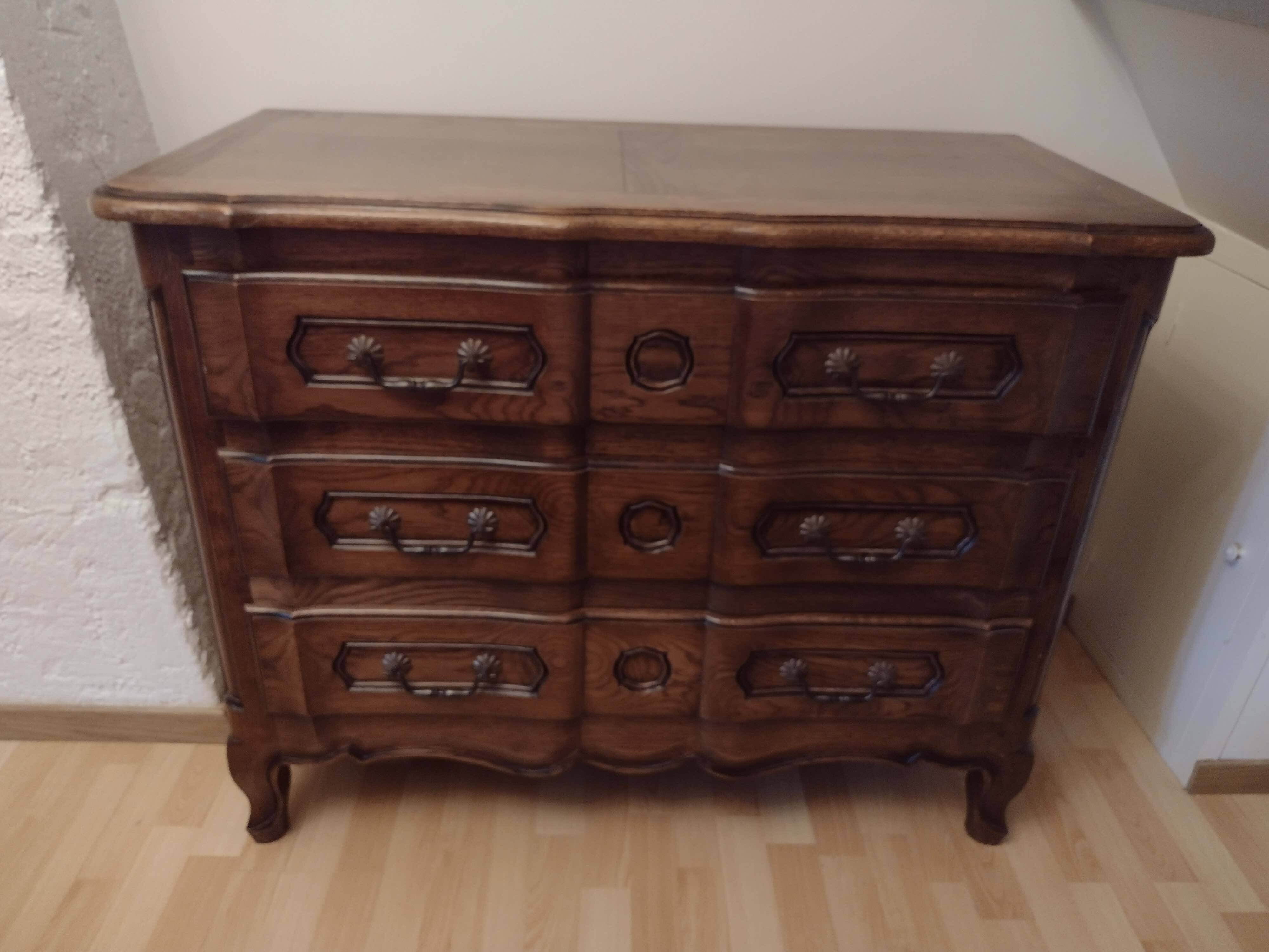 Commode ancienne