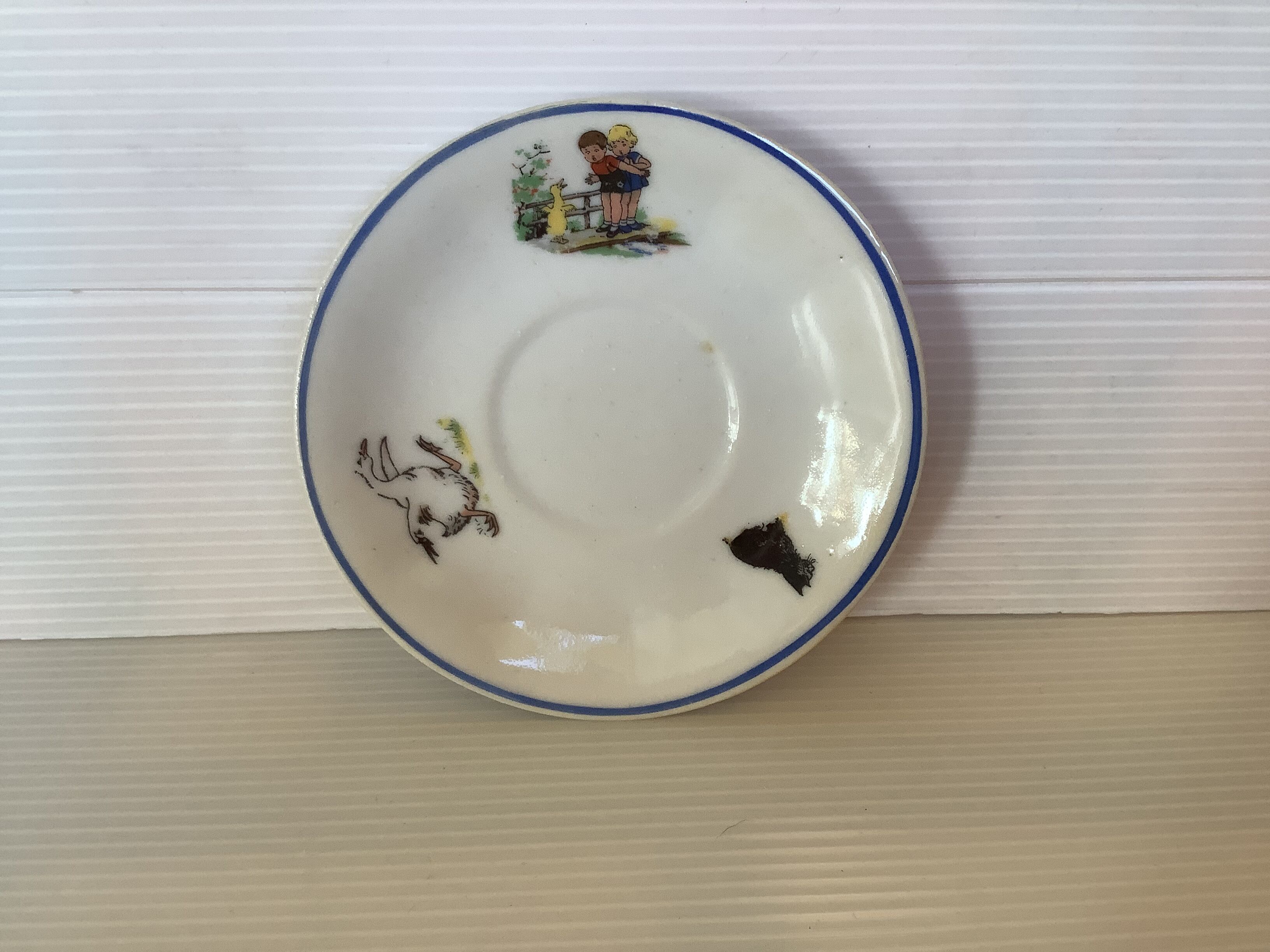 5 old Germaine Bouret style dinette cups