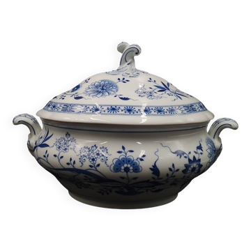 Soup Tureen with Lid Hutschenreuther Blue Onion Decor Porcelain, 3.5 L circa 1930 Made in Germany