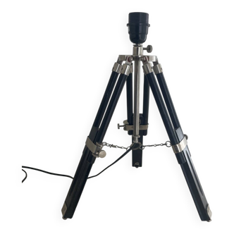 Industrial style tripod lamp
