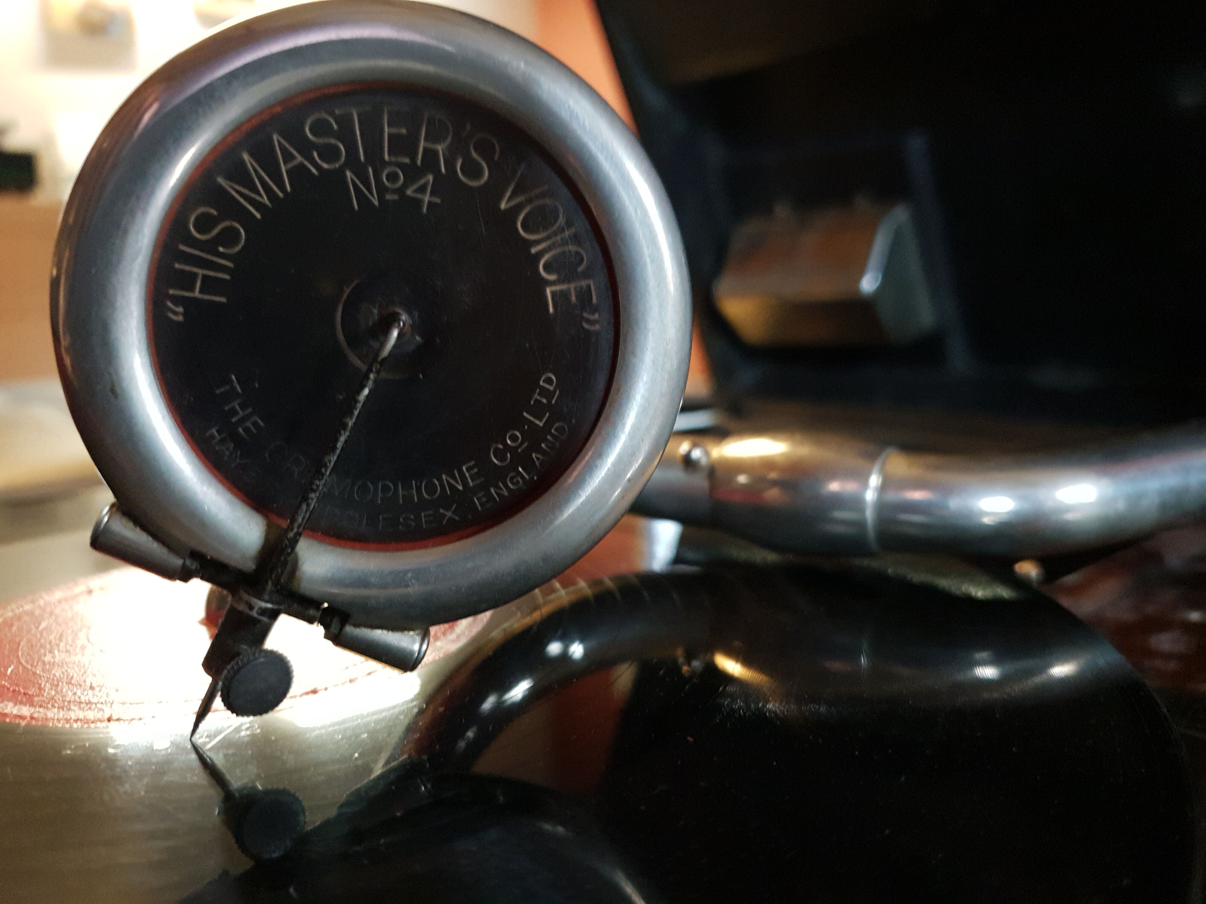 Gramophone Pathé "his master's voice"