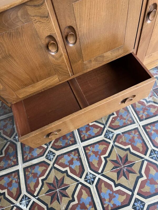 Modèle Windsor 467 – Luciano Ercolani pour Ercol (Royaume-Uni)