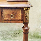 Hairdresser wood marker