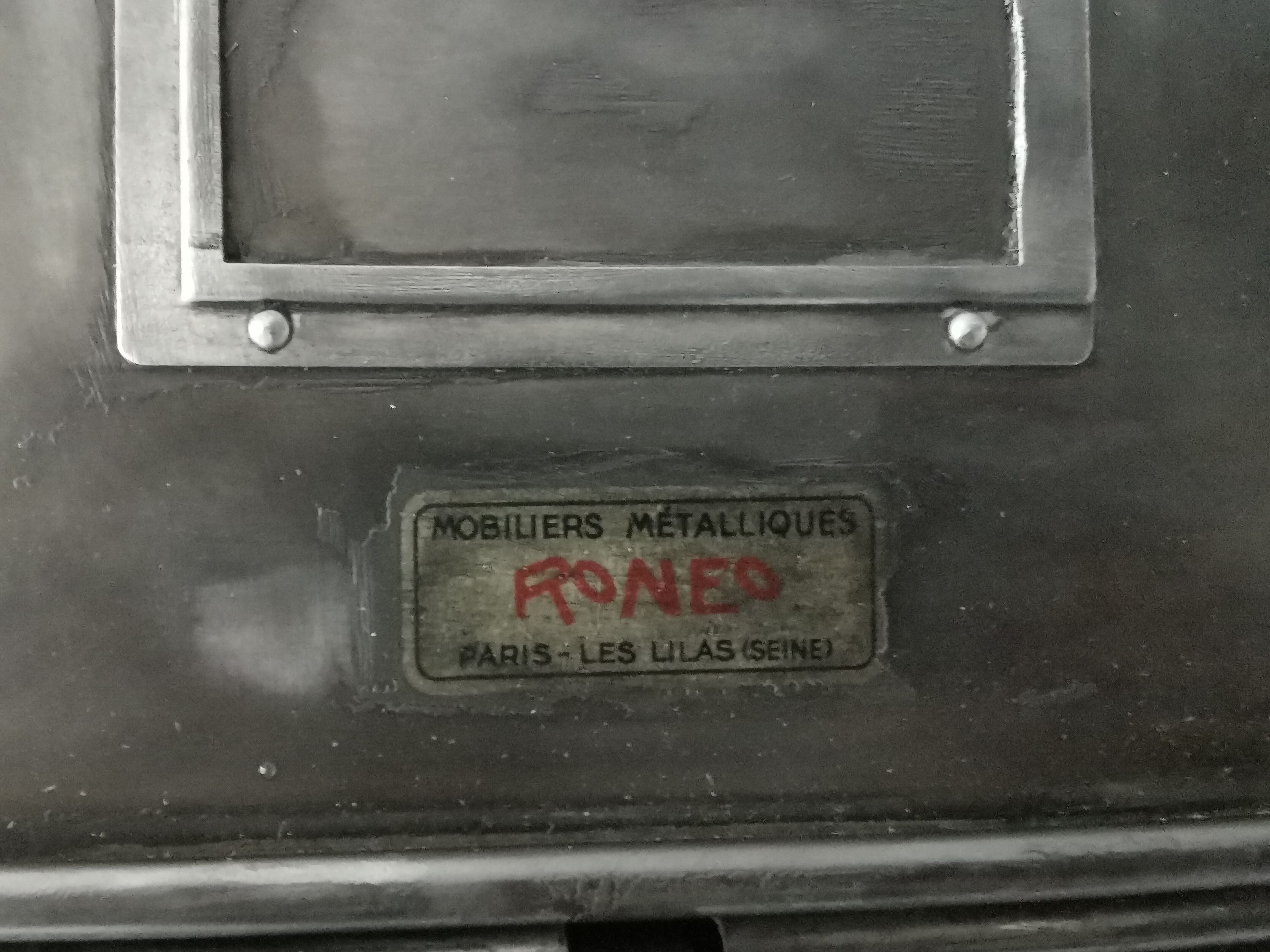 Industrial furniture with valve brand Roneo