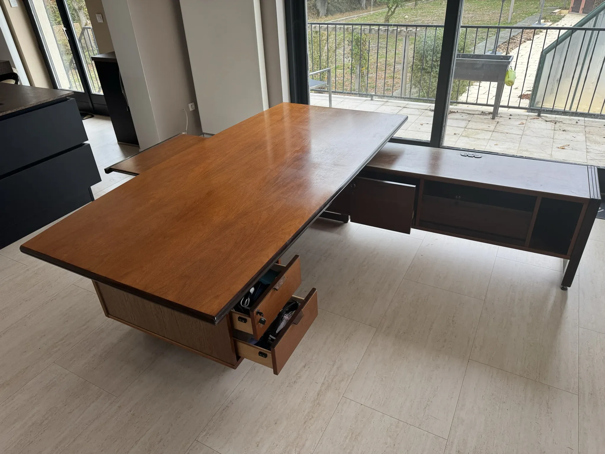 Bureau de direction d’angle vintage ciolino en bois avec retour + chai