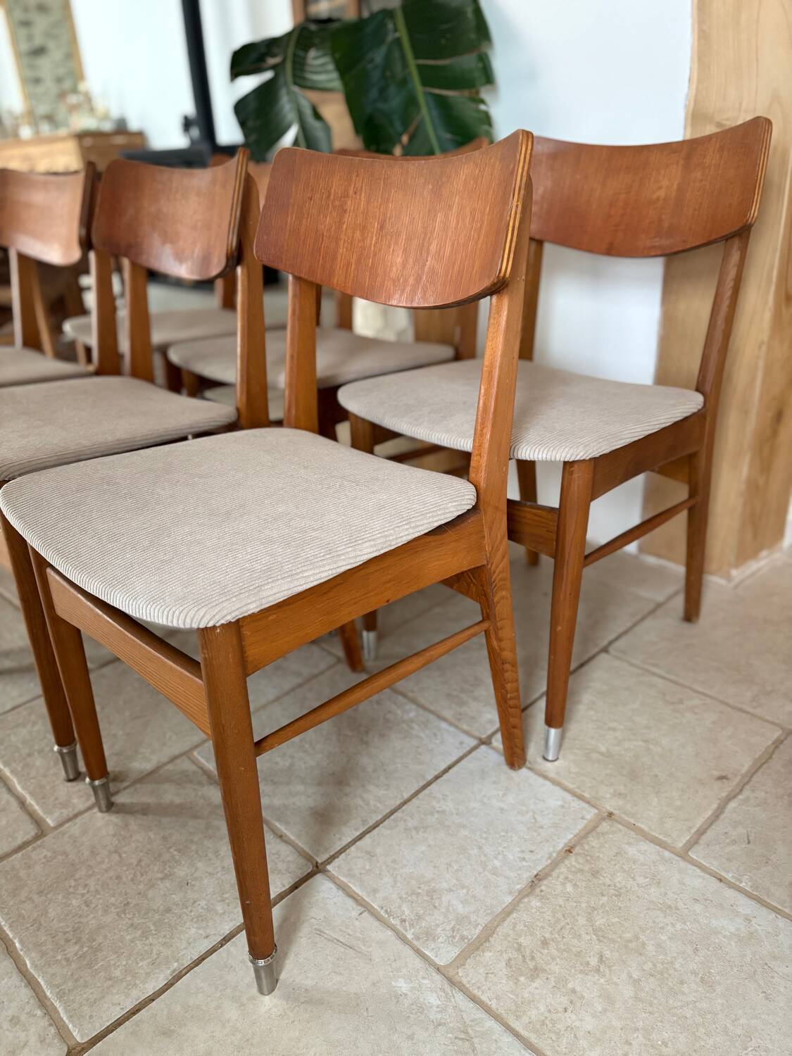 6 Scandinavian corduroy chairs