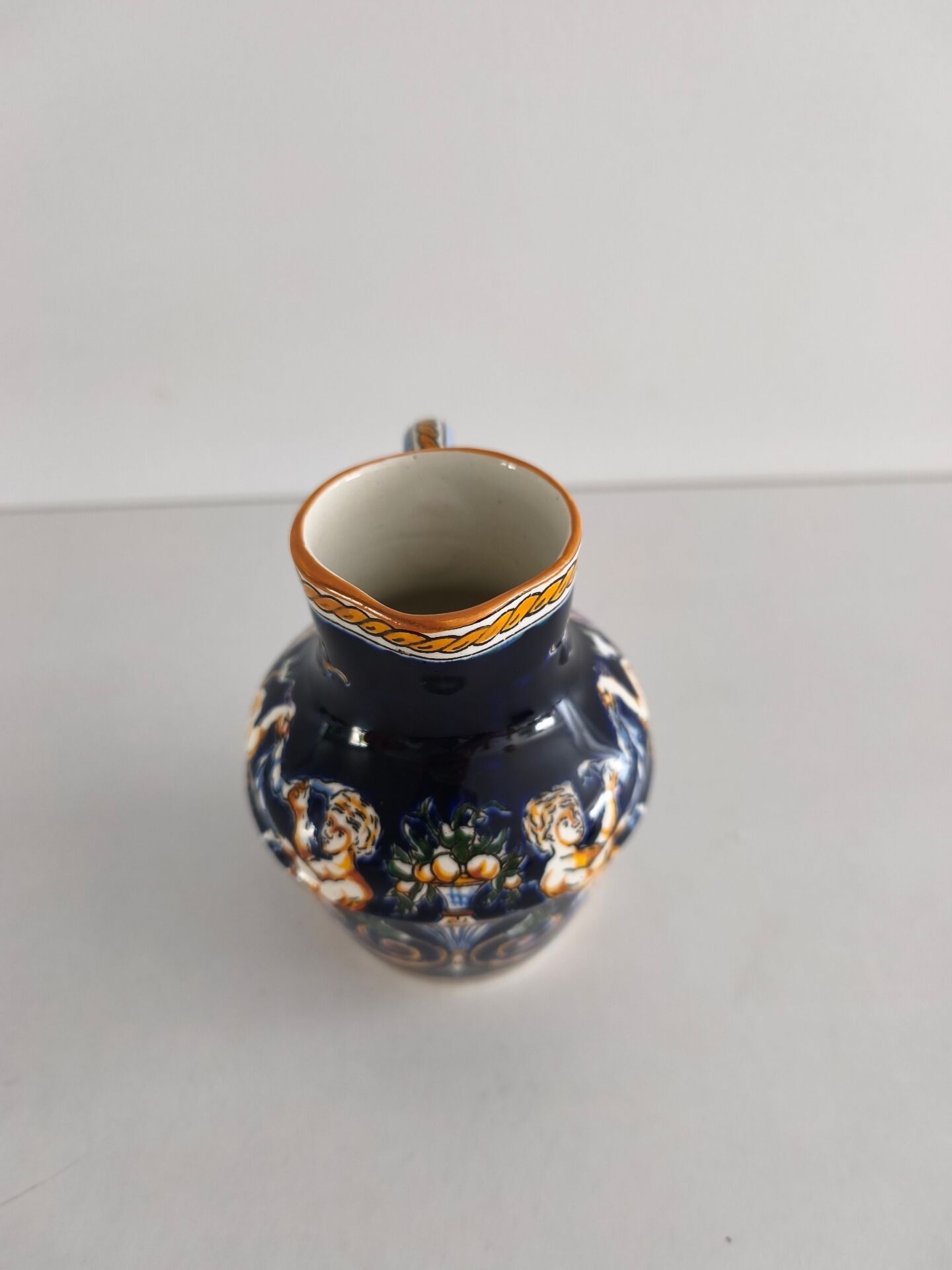 Petit pichet / Pot à lait en faïence de Gien - Renaissance