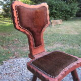 Chaise tripode esprit chalet