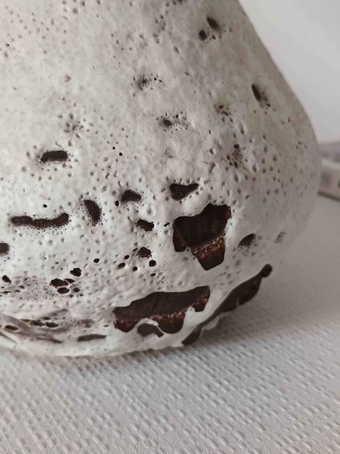 Vase céramique Fat Lava vintage 60/70