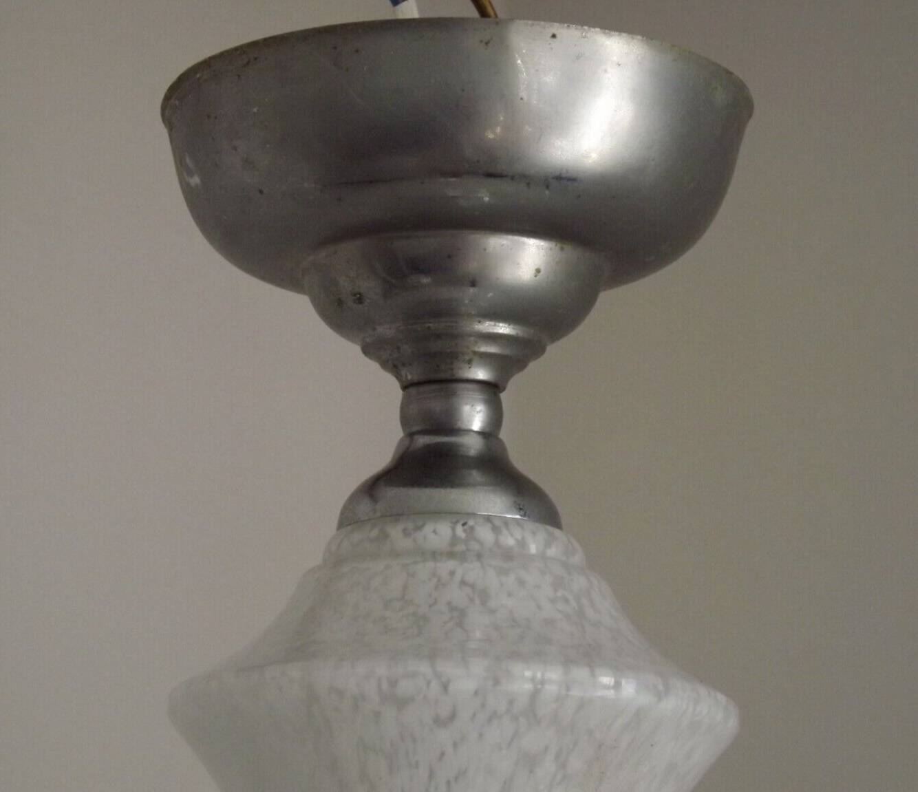 French Art Deco chandelier in silver-finished brass with 5 lights, Clichy white glass 4456.