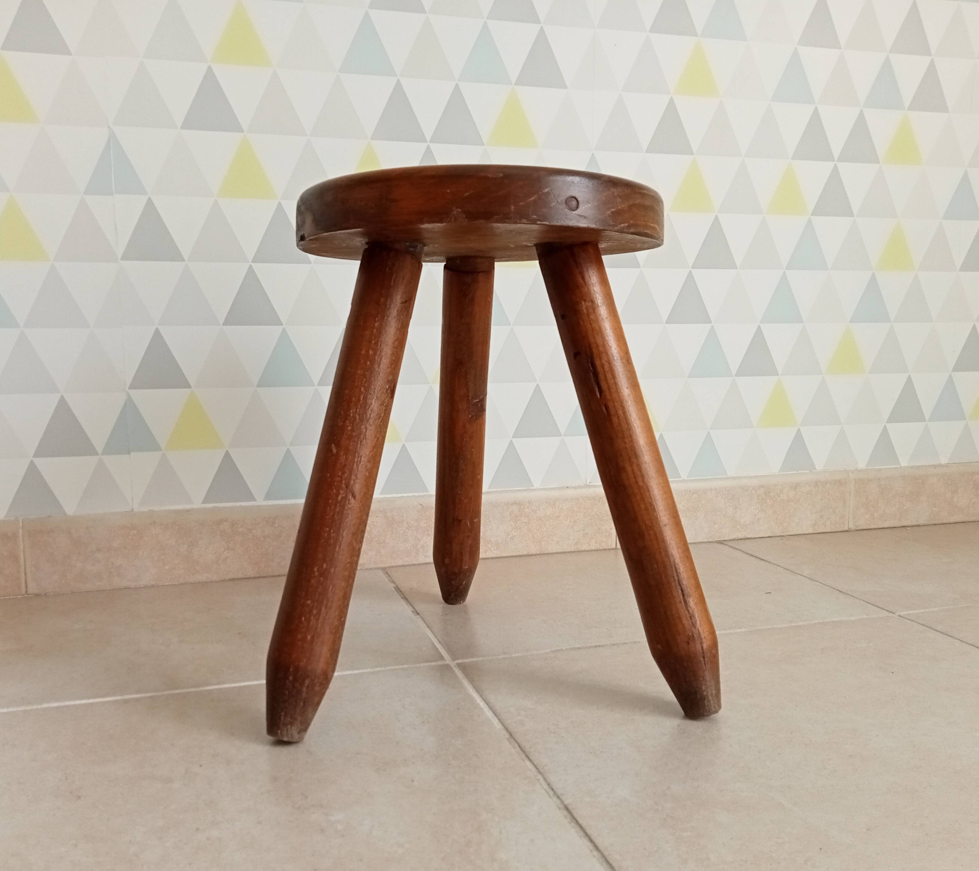 Vintage tripod stool from the 60s/70s
