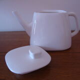 Vintage thiéière in white Chinese porcelain