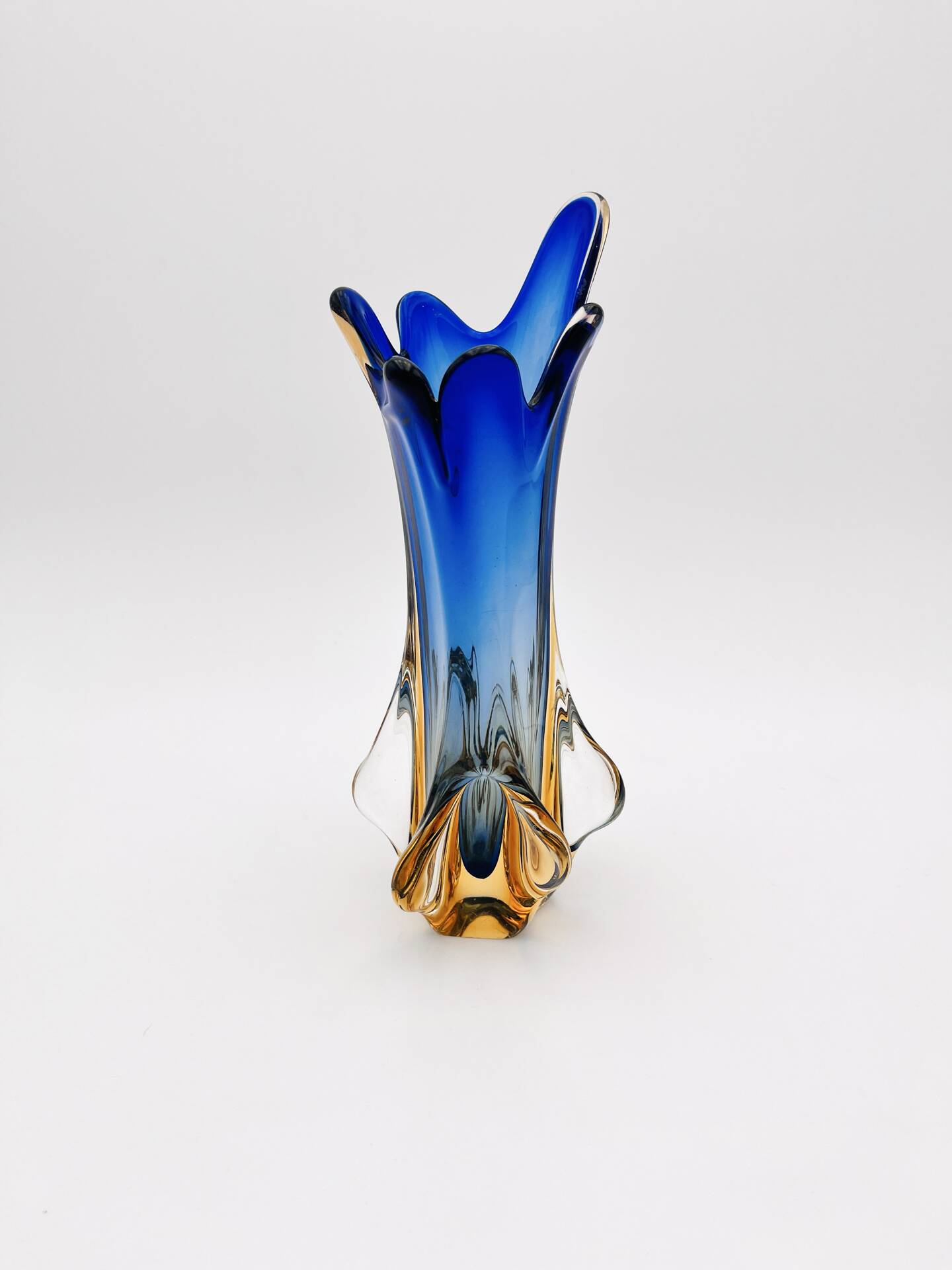Murano Sommerso Vase Sculpture Chambord Model Blue Amber 26cm