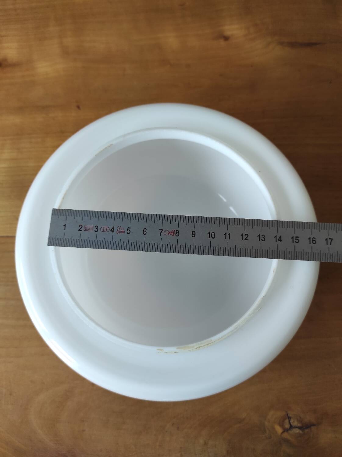 Opaline globe, diameter 20 cm