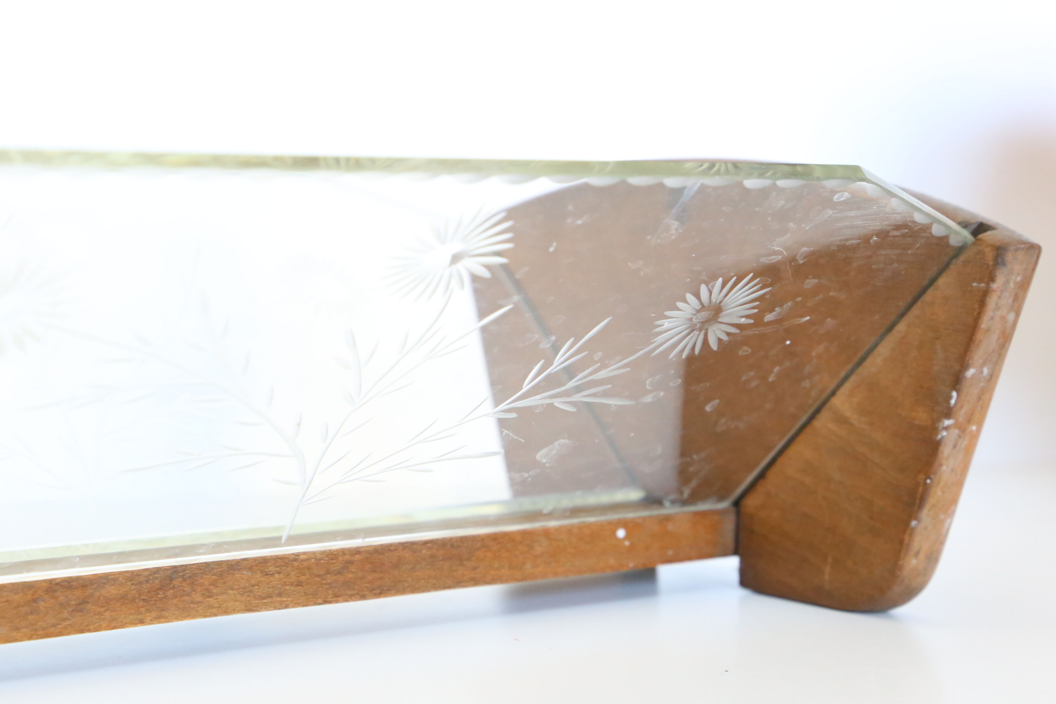 Trinket bowl wooden and glass with chiseled ornaments
