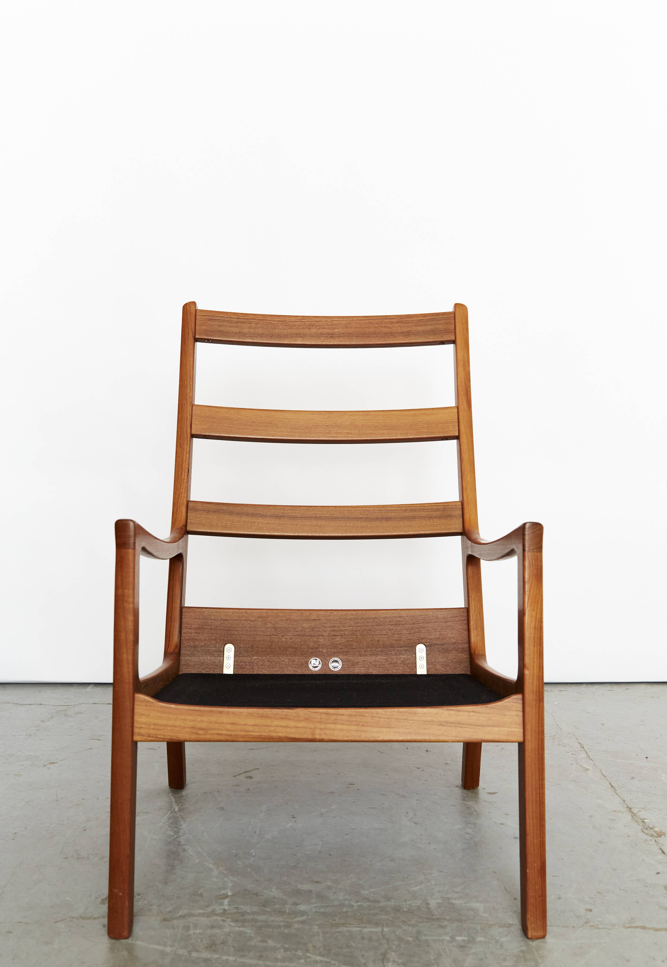 Mid-Century "Senator" Highback Chair by Ole Wanscher for Peter Jeppesen