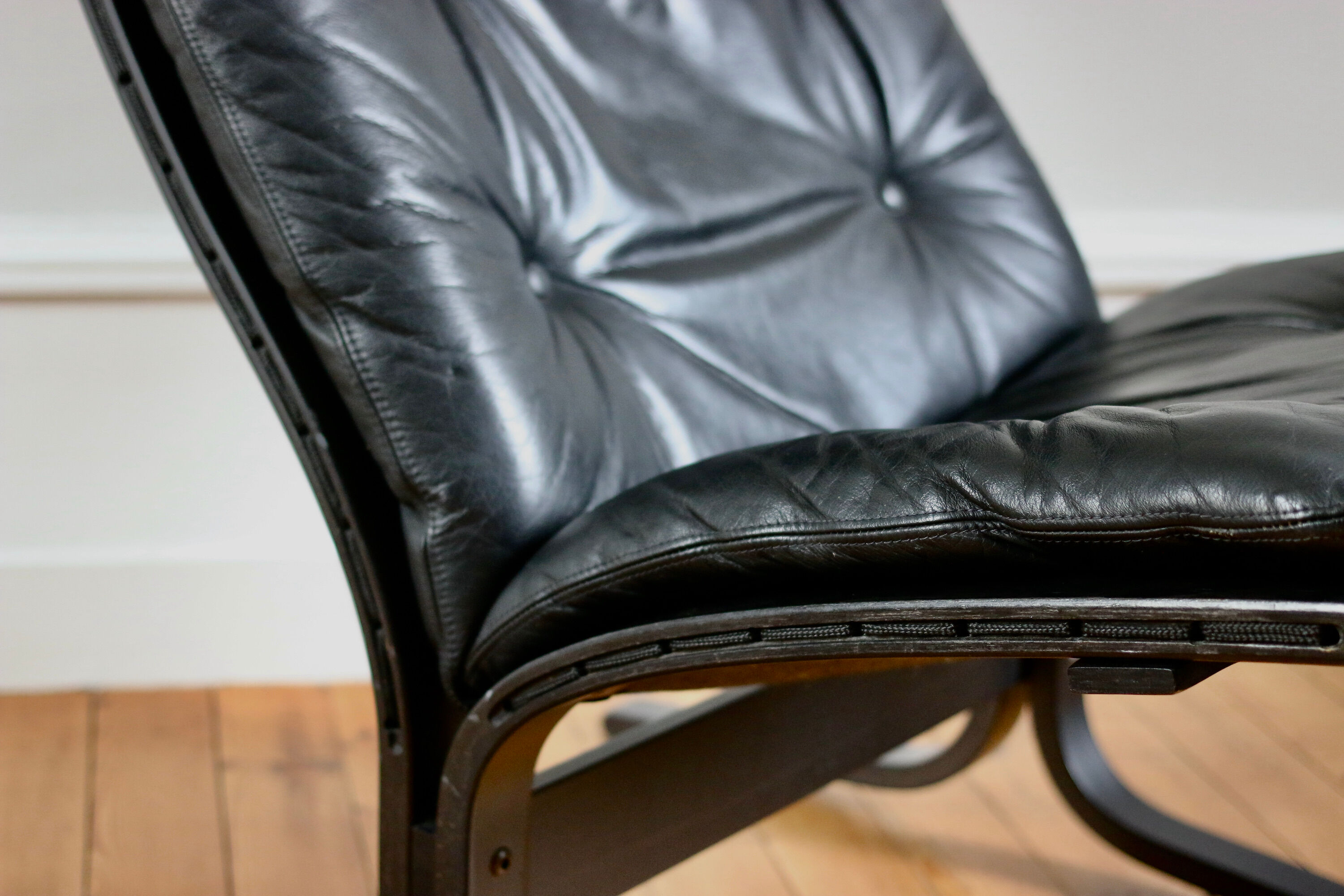 Vintage Scandinavian leather armchair Siesta Ingmar Relling 1970