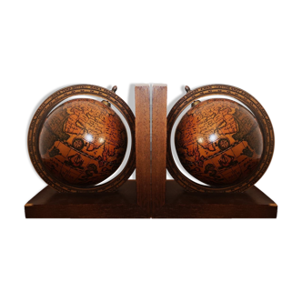 Globe bookends