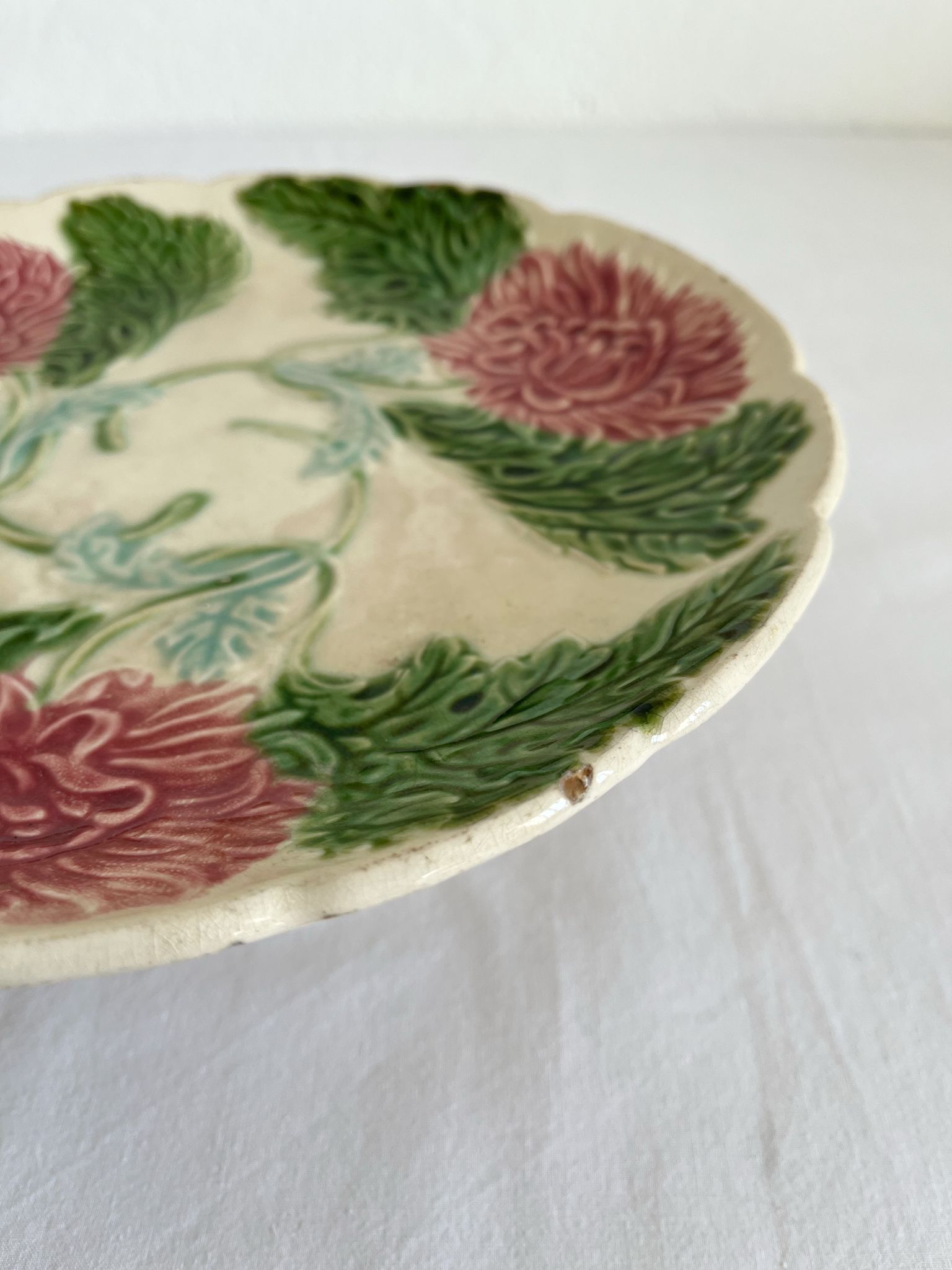 Antique compotier in slip decoration of chrysanthemums Onnaing late nineteenth