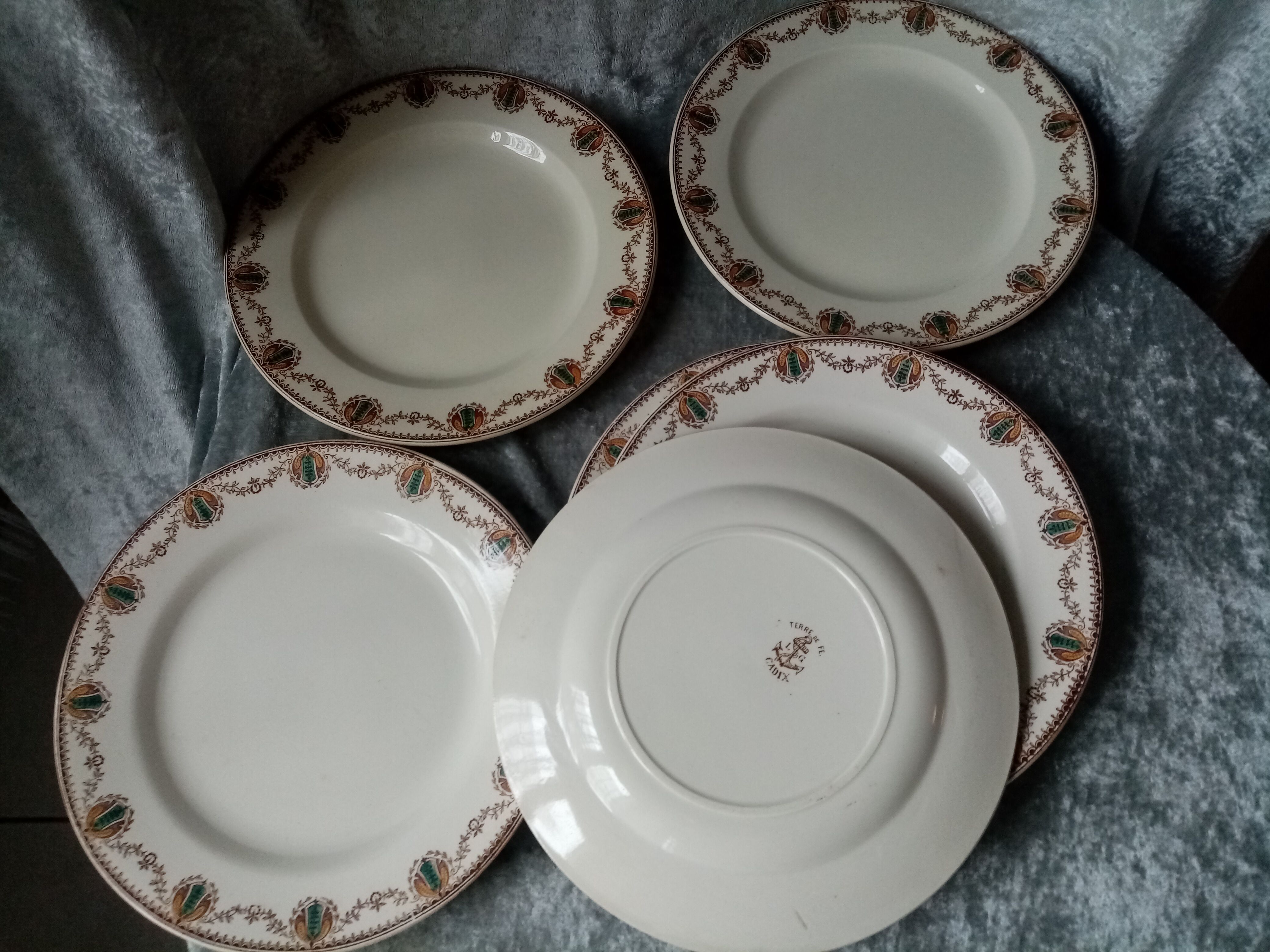 Superbe série de 6 assiettes plates en faience de clairefontaine (haute saône) modèle cadix