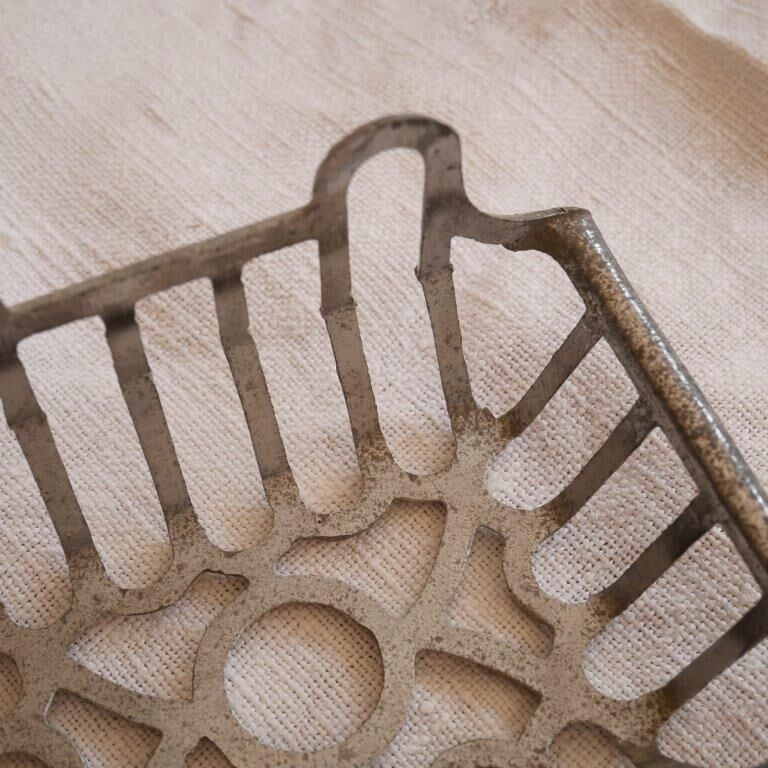 Metal wall-mounted soap holder