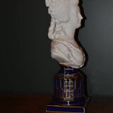 Busts of Louis XVI & Marie-Antoinette in biscuit, early 20th century H 37cm