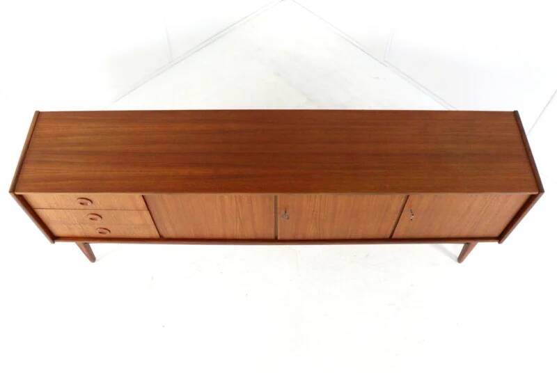 Mid  Century Modern sideboard in teak by Bartels  | 205.5 cm restored