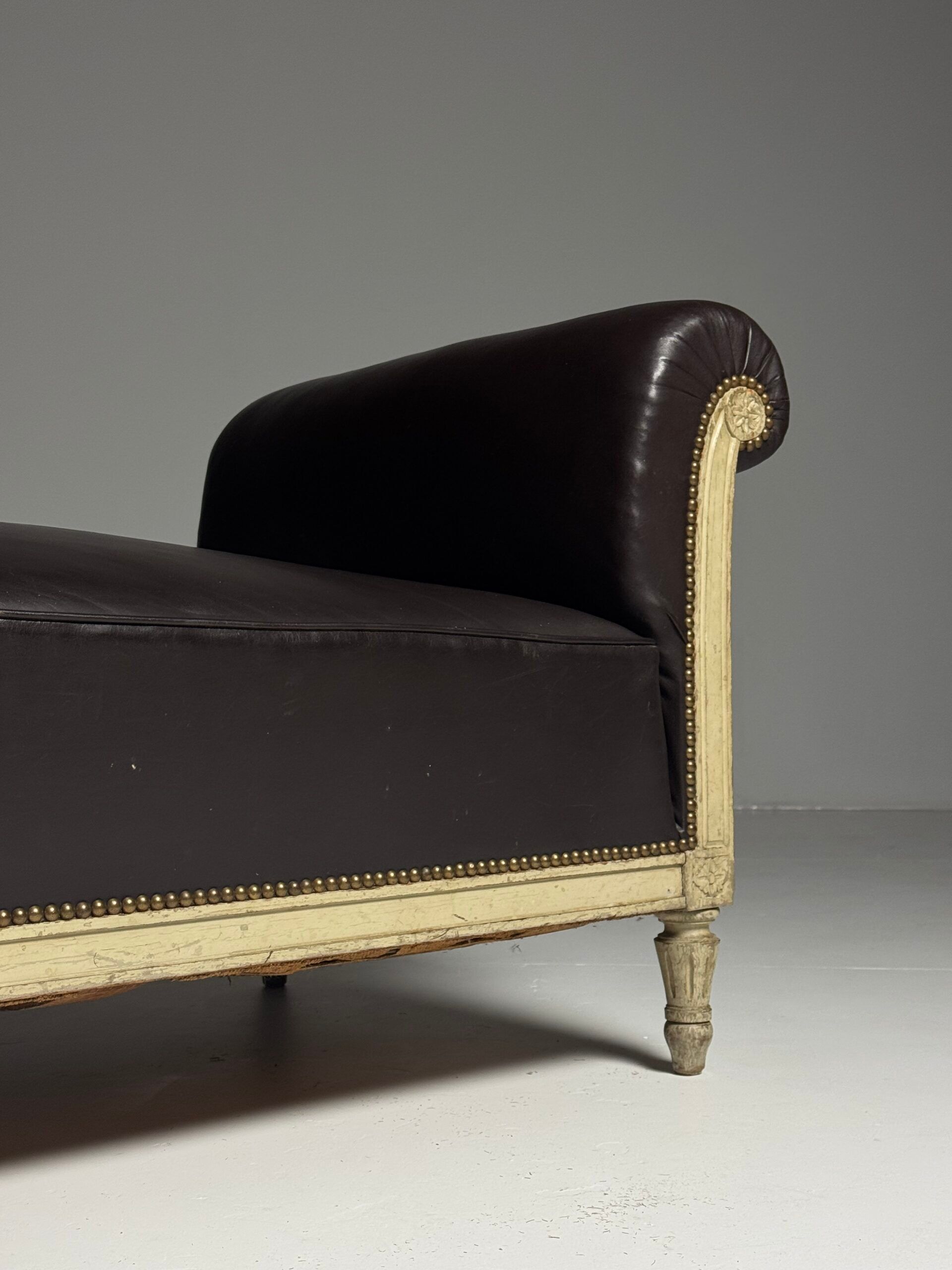 Canapé chaise longue français