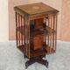 Bibliothèque tournante Edwardian en bois dur avec incrustation Sheraton