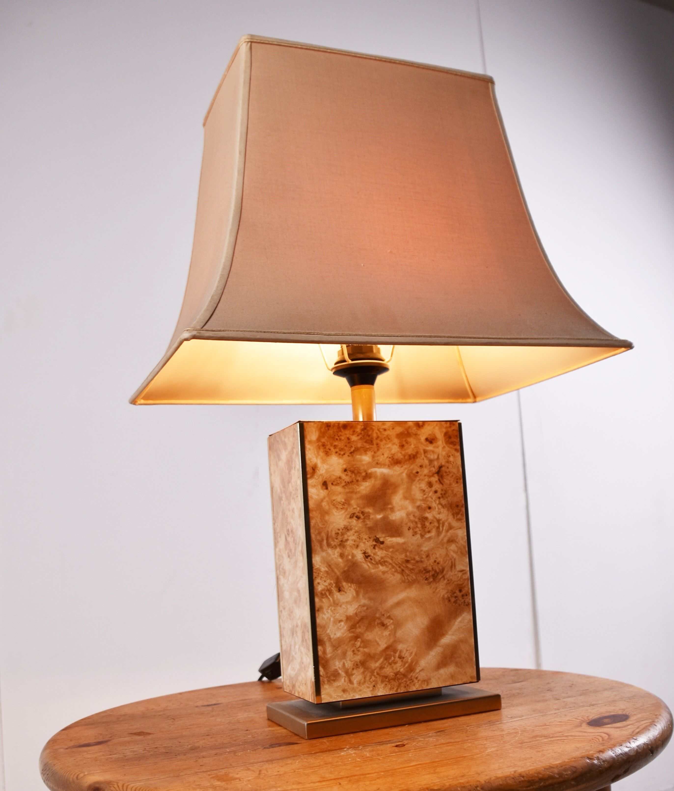 Vintage burl wood table lamp, 1970