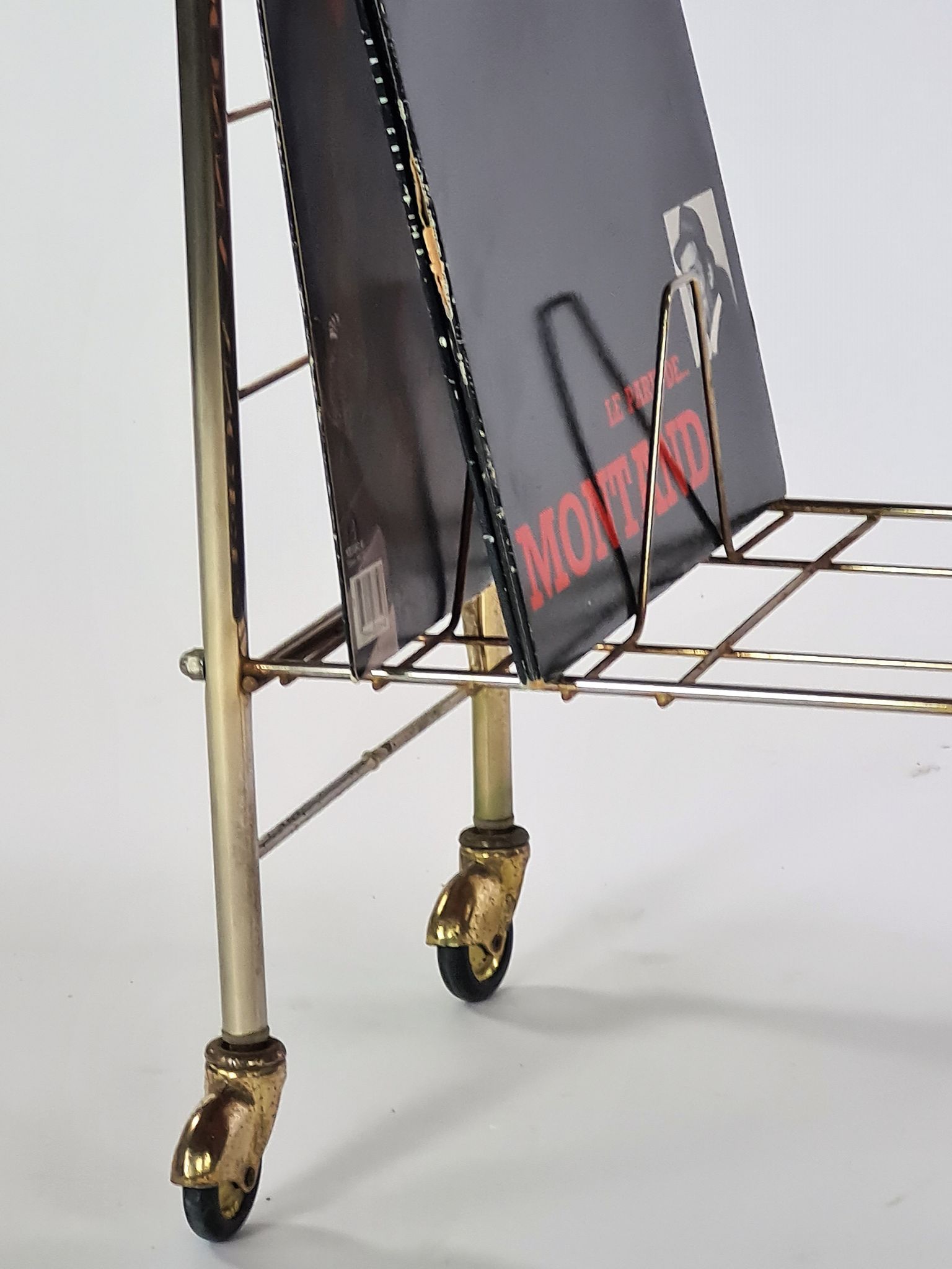 Meuble Hi_Fi, laiton et velours noir, circa 1970