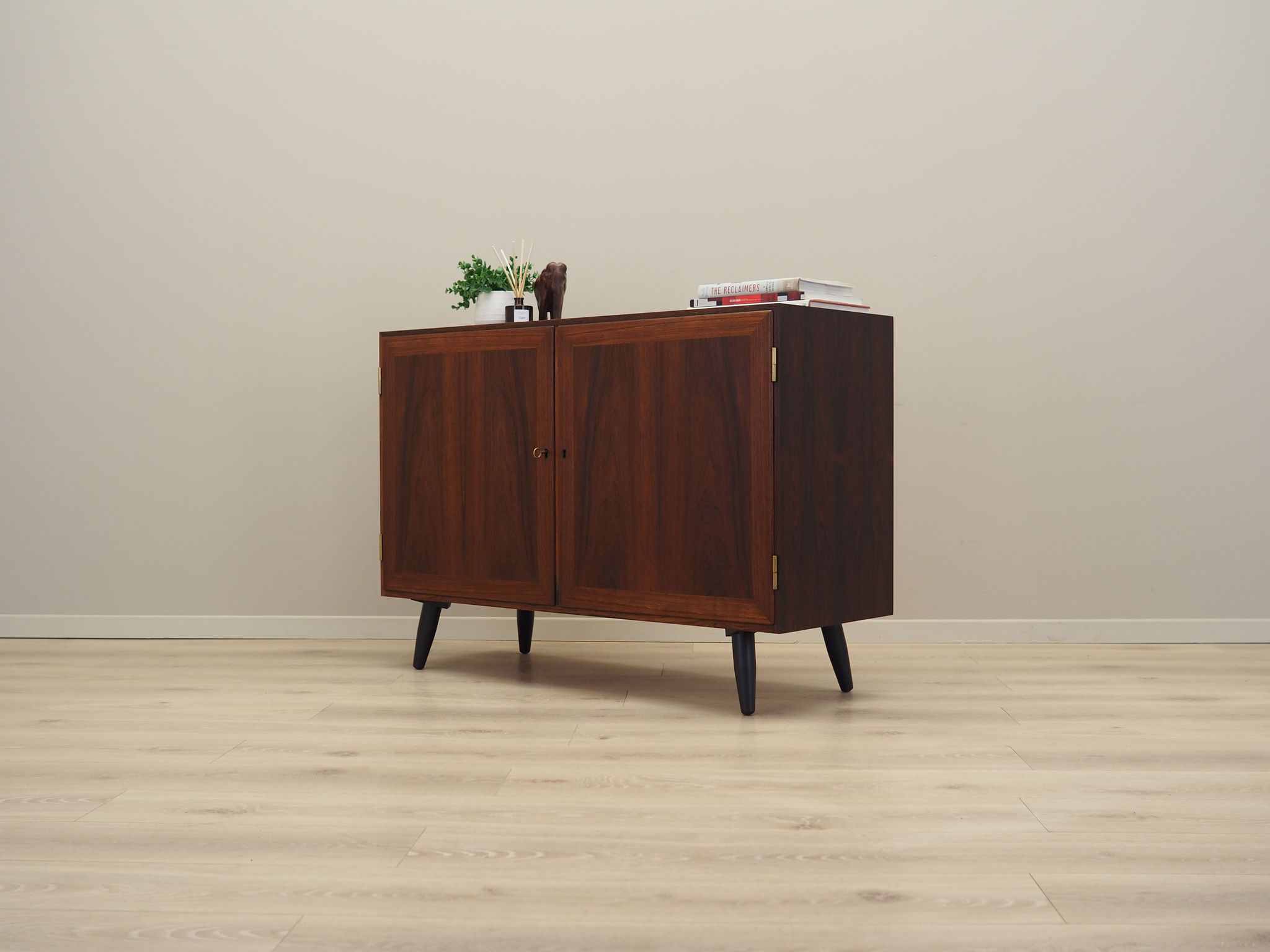 Rosewood cabinet, Danish design, 1960s, Carlo Jensen, Hundevad