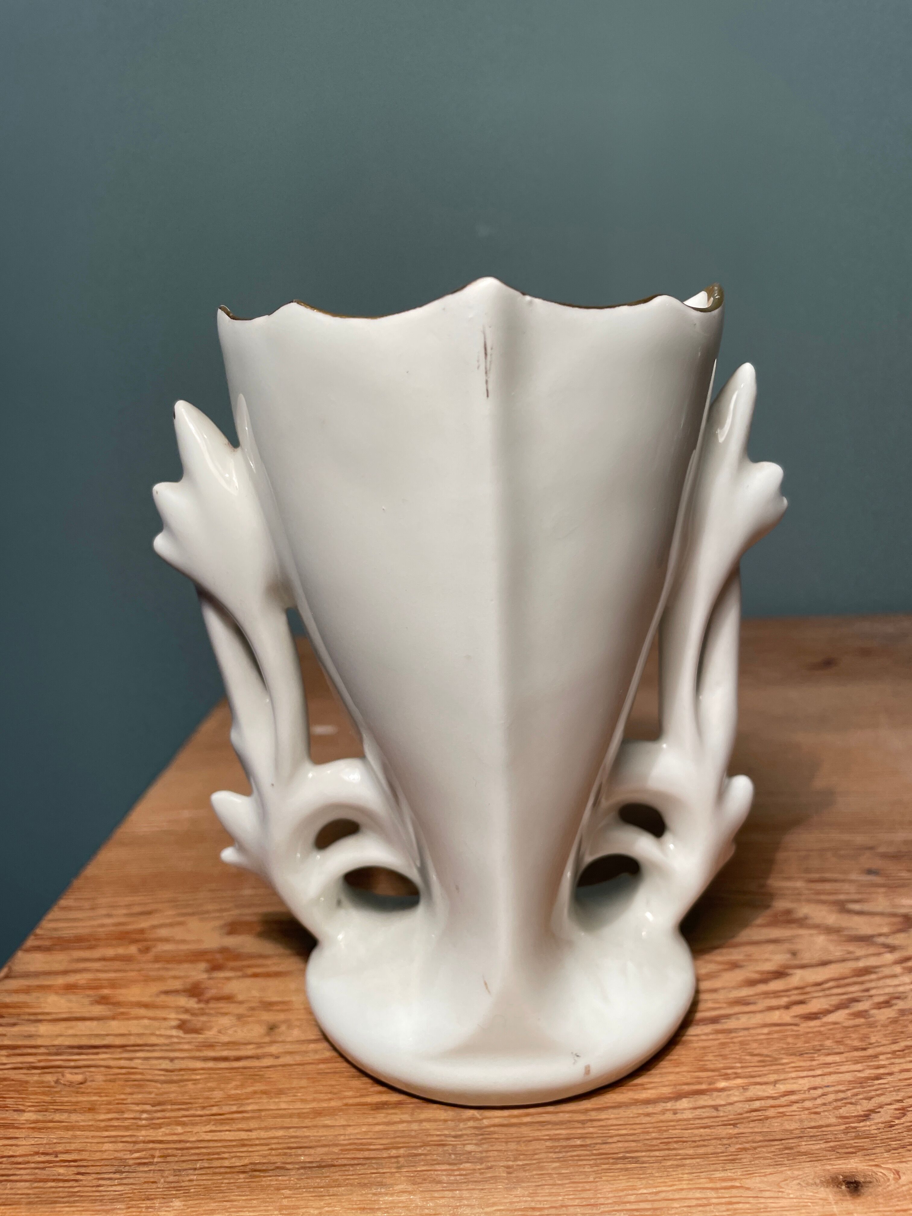 Old wedding vase in Paris porcelain