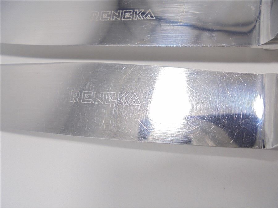 Series of 12 silver knives