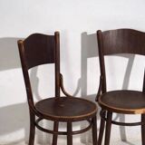 Thonet-Mundus bentwood chairs (circa 1920). Set of 4, no. 3